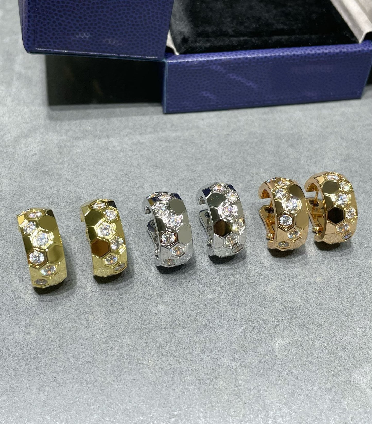 [Vellora-Opalyn]BEE LOVE DIAMOND HOOP EARRINGS