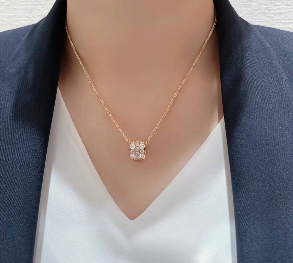 [Vellora-Opalyn]BEE LOVE DIAMOND PAVED 3 ROW NECKLACE