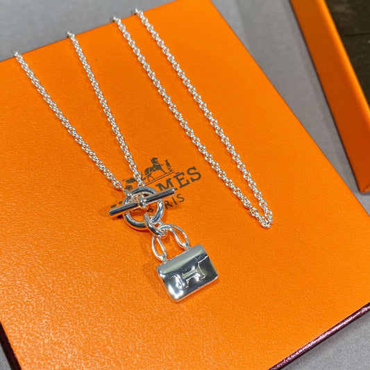 [Vellora-Opalyn]CONSTANCE PEDANT SILVER NECKLACE