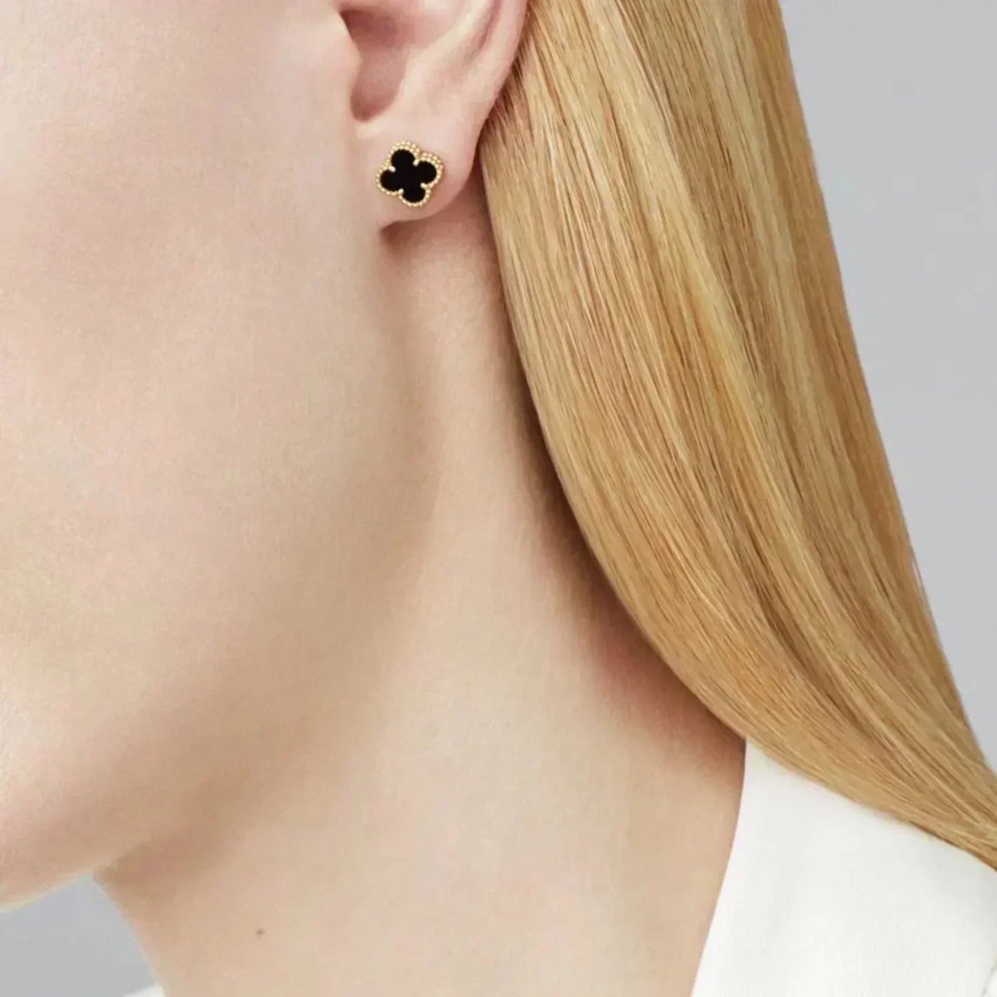 [Vellora-Opalyn]CLOVER MINI 9.5MM BLACK MOP EARRINGS