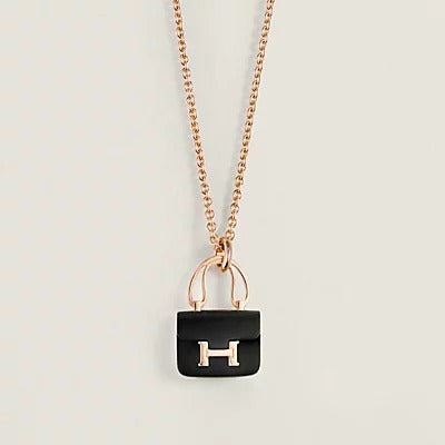 [Vellora-Opalyn]WOMEN'S HM AMULETTES CONSTANCE PENDANT NECKLACE