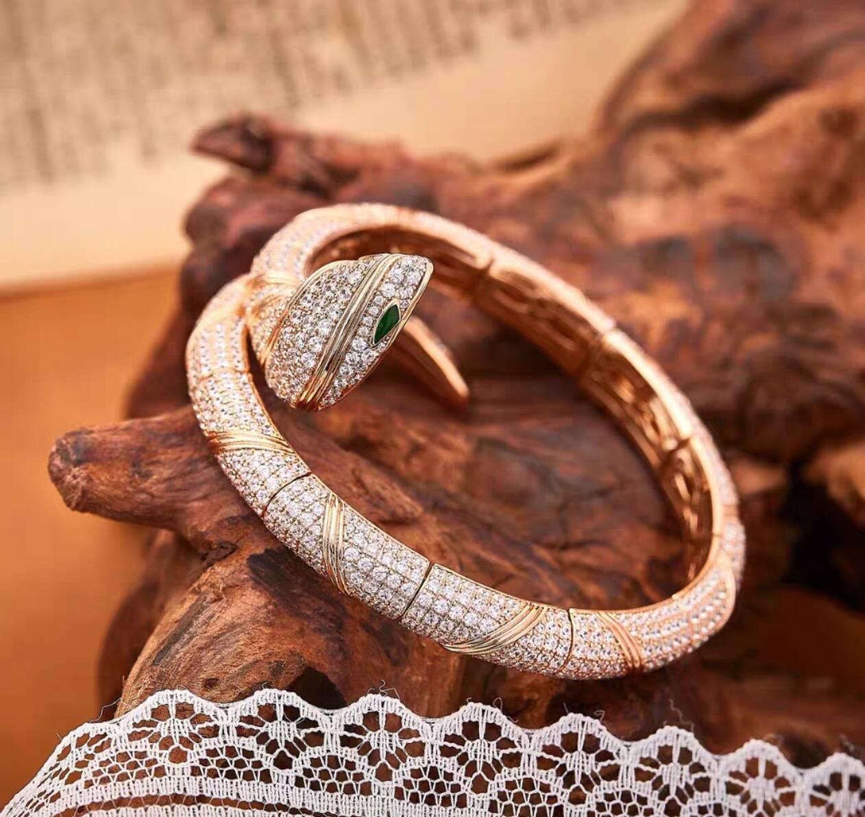 [Luxe jewelry]HAUTE COUTURE GOLD SERPENTI BRACELET