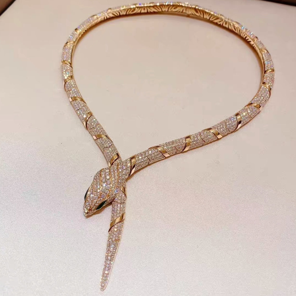 [Luxe jewelry]HAUTE COUTURE GOLD SERPENTI NECKLACE