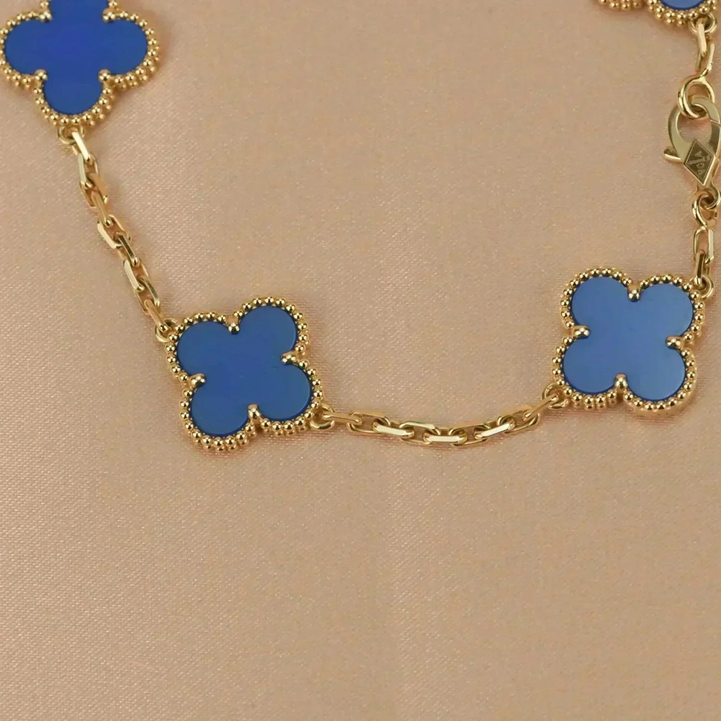 [Vellora-Opalyn]CLOVER 5 MOTIFS BLUE AGATE BRACELET