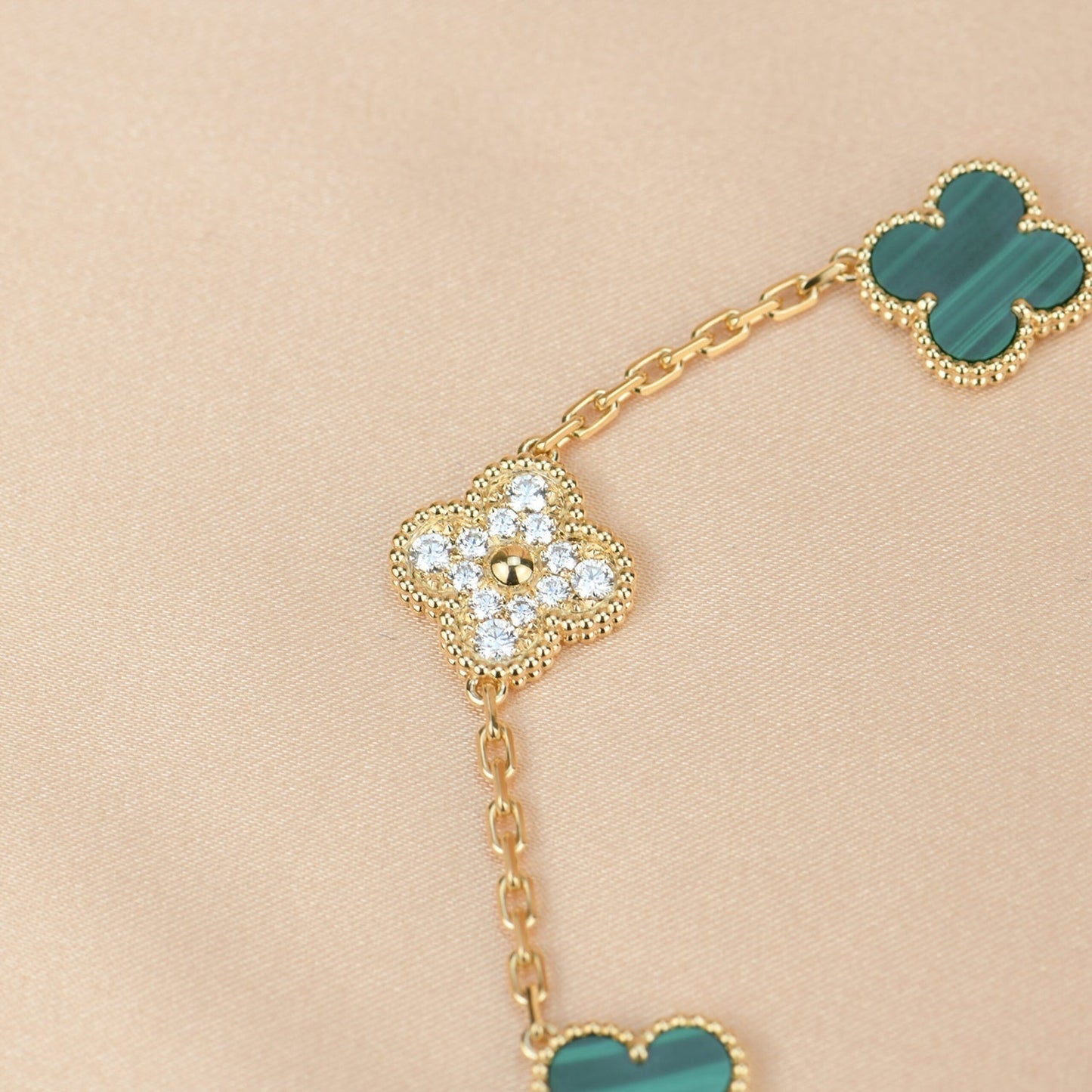 [Vellora-Opalyn]CLOVER  5 MOTIF MALACHITE DIAMOND BRACELET