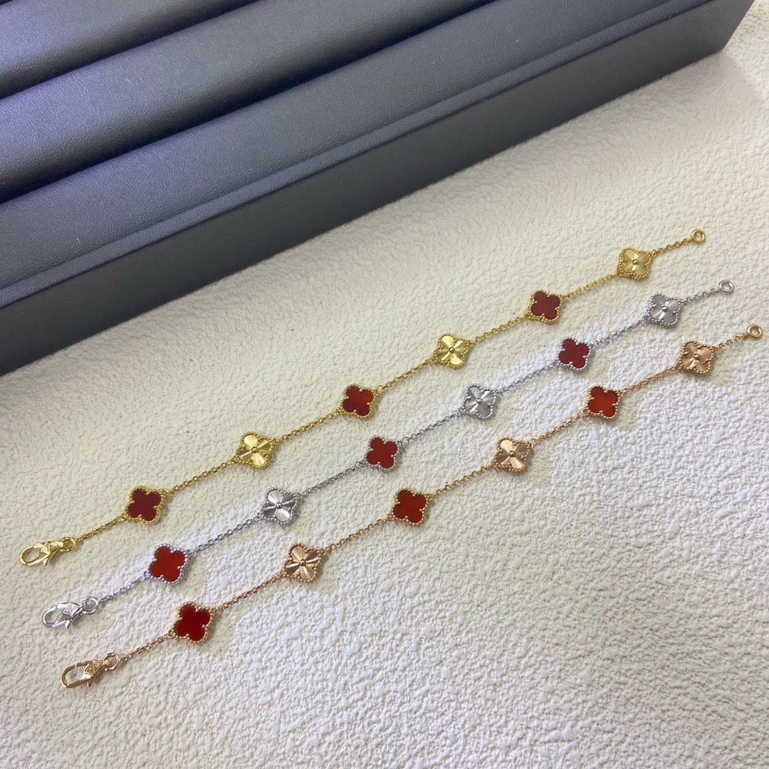 [Vellora-Opalyn]CLOVER 6 MOTIF RED AGATE LASER BRACELET