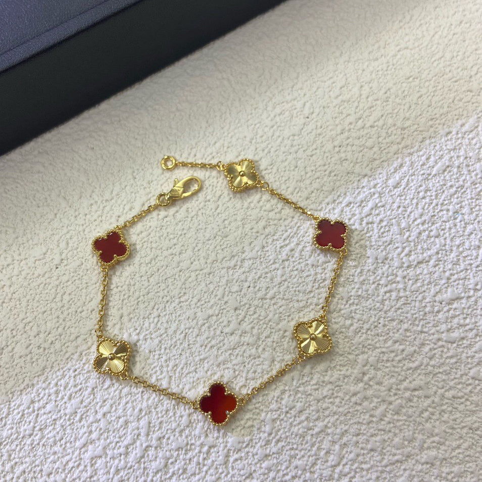 [Vellora-Opalyn]CLOVER 6 MOTIF RED AGATE LASER BRACELET
