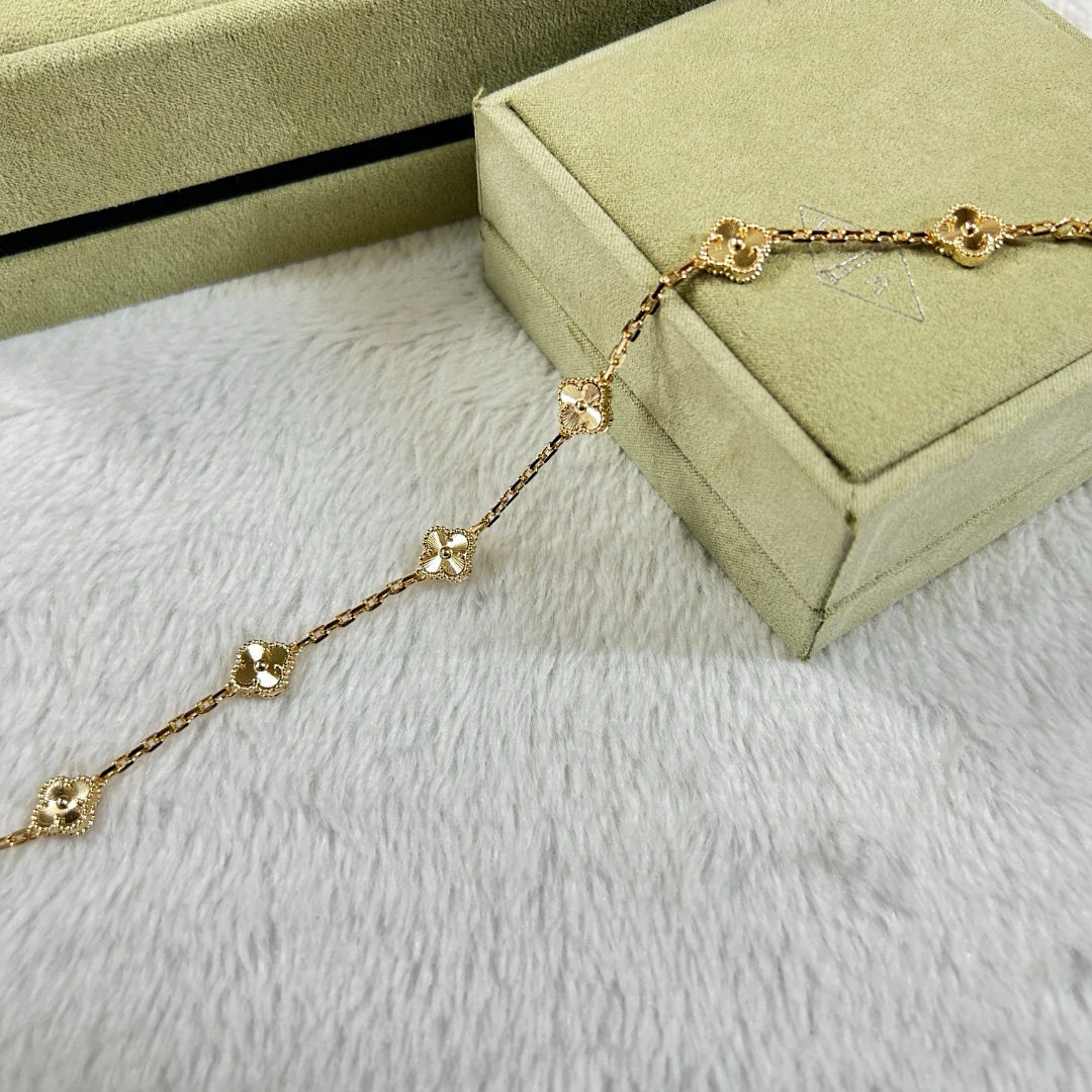 [Vellora-Opalyn]CLOVER 6 MOTIF DIAMOND BRACELET