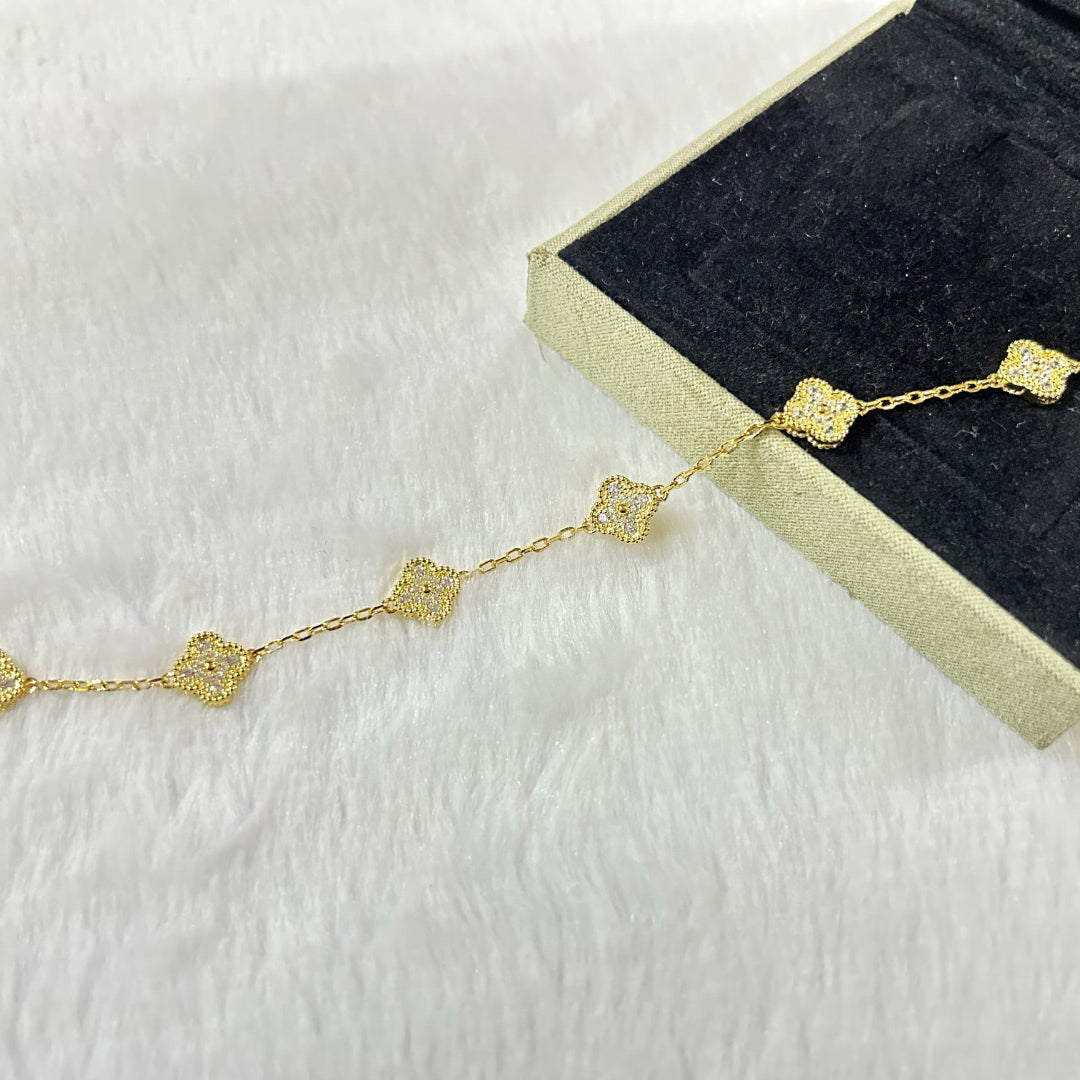 [Vellora-Opalyn]CLOVER 6 MOTIF DIAMOND BRACELET