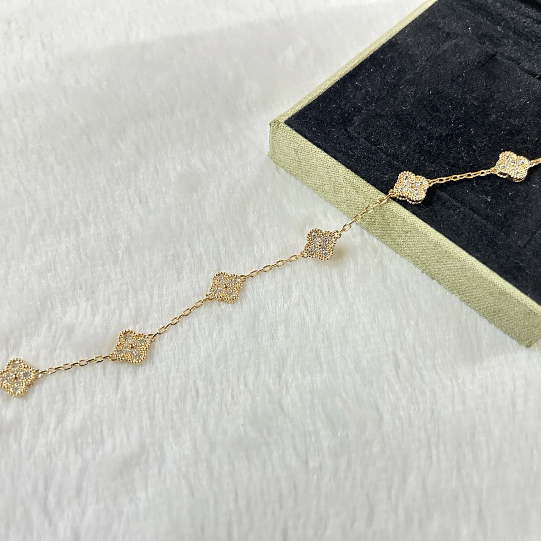 [Vellora-Opalyn]CLOVER 6 MOTIF DIAMOND BRACELET