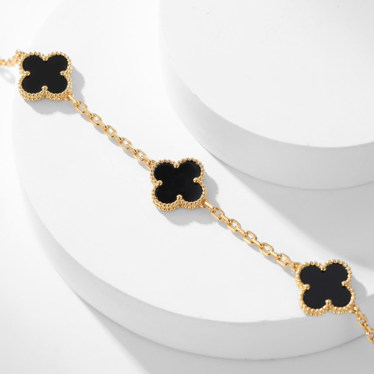 [Vellora-Opalyn]CLOVERS THE 10-MOTIFS ONYX NECKLACE