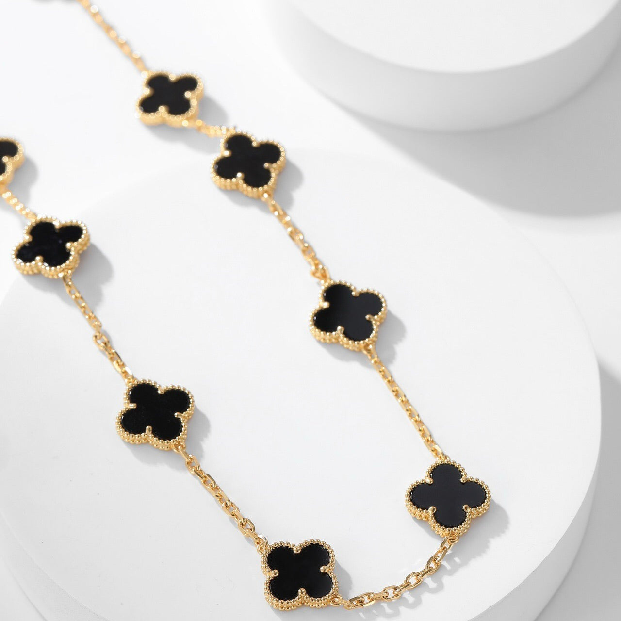 [Vellora-Opalyn]CLOVERS THE 10-MOTIFS ONYX NECKLACE
