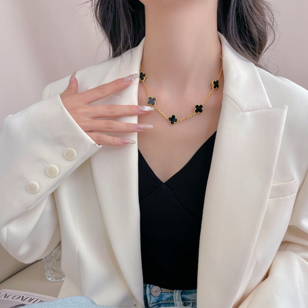 [Vellora-Opalyn]CLOVERS THE 10-MOTIFS ONYX NECKLACE