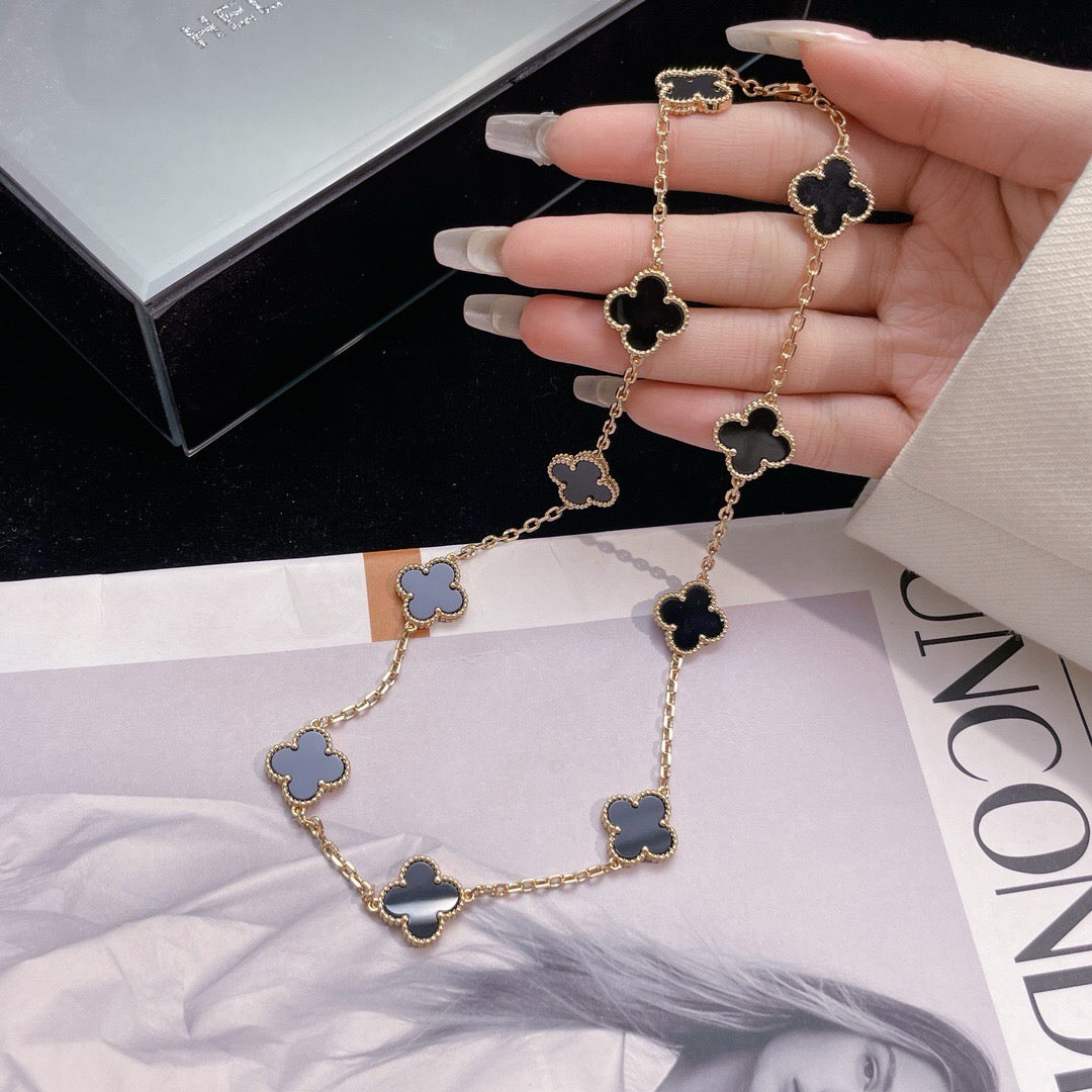 [Vellora-Opalyn]CLOVERS THE 10-MOTIFS ONYX NECKLACE