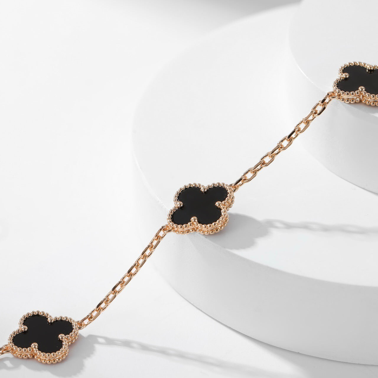 [Vellora-Opalyn]CLOVERS THE 10-MOTIFS ONYX NECKLACE