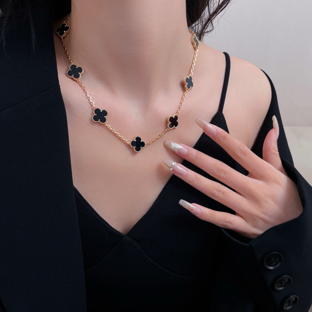 [Vellora-Opalyn]CLOVERS THE 10-MOTIFS ONYX NECKLACE