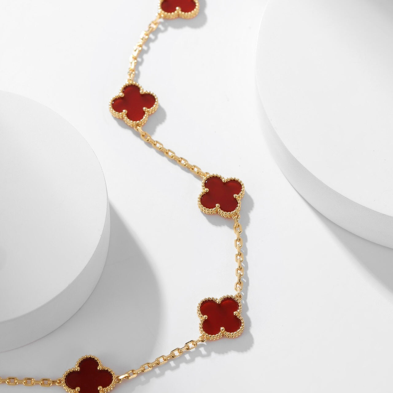 [Vellora-Opalyn]CLOVERS THE  10-MOTIFS CARNELIAN NECKLACE
