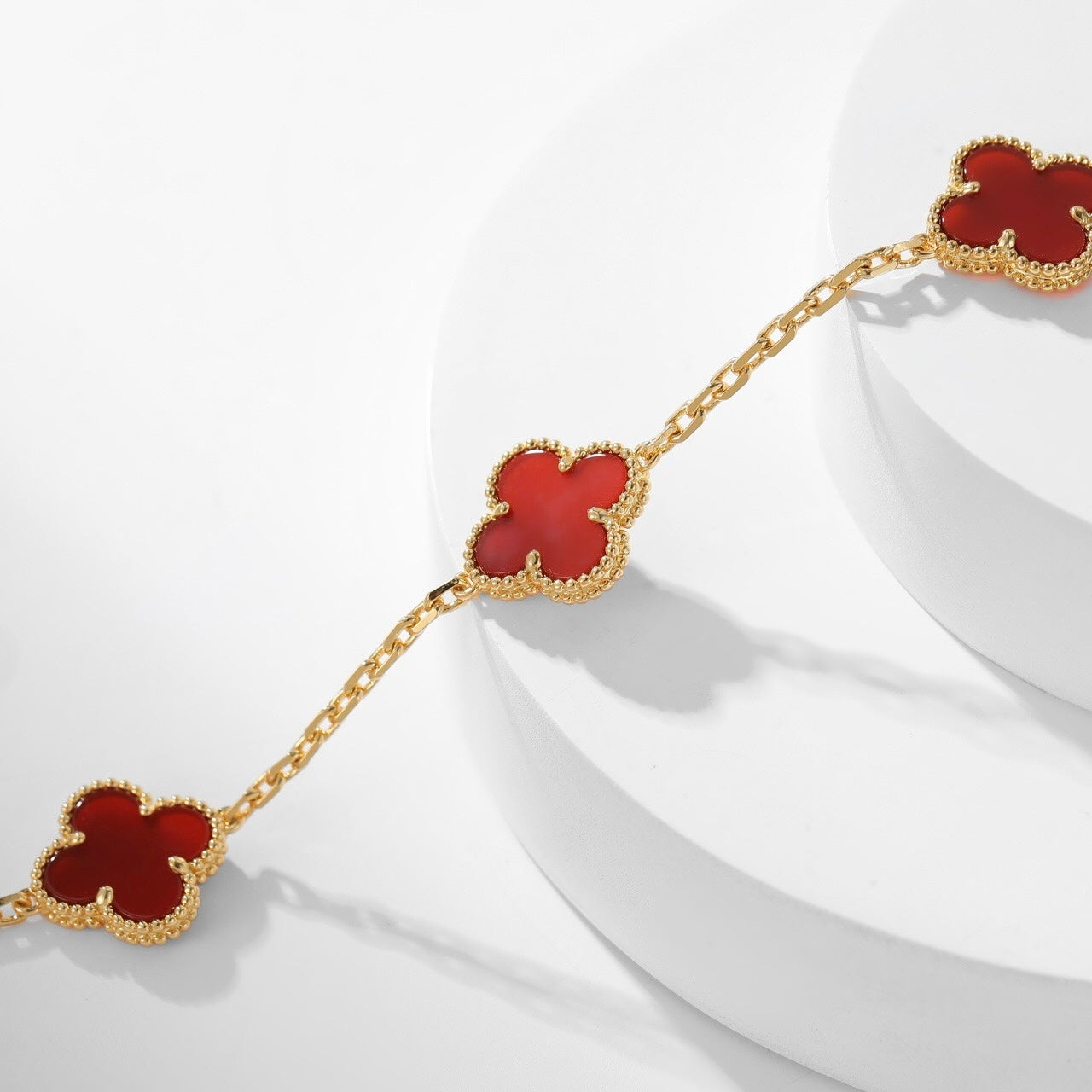 [Vellora Opalyn] CLOVER 10 MOTIFS CARNELIAN NECKLACE