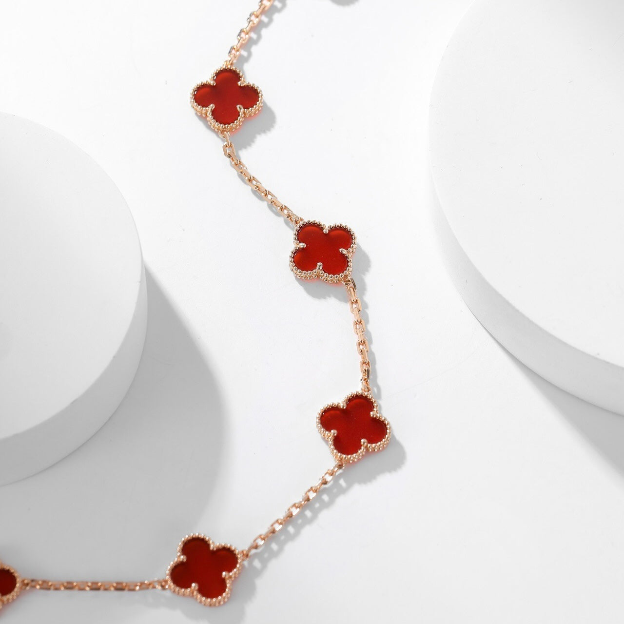 [Vellora-Opalyn]CLOVERS THE  10-MOTIFS CARNELIAN NECKLACE