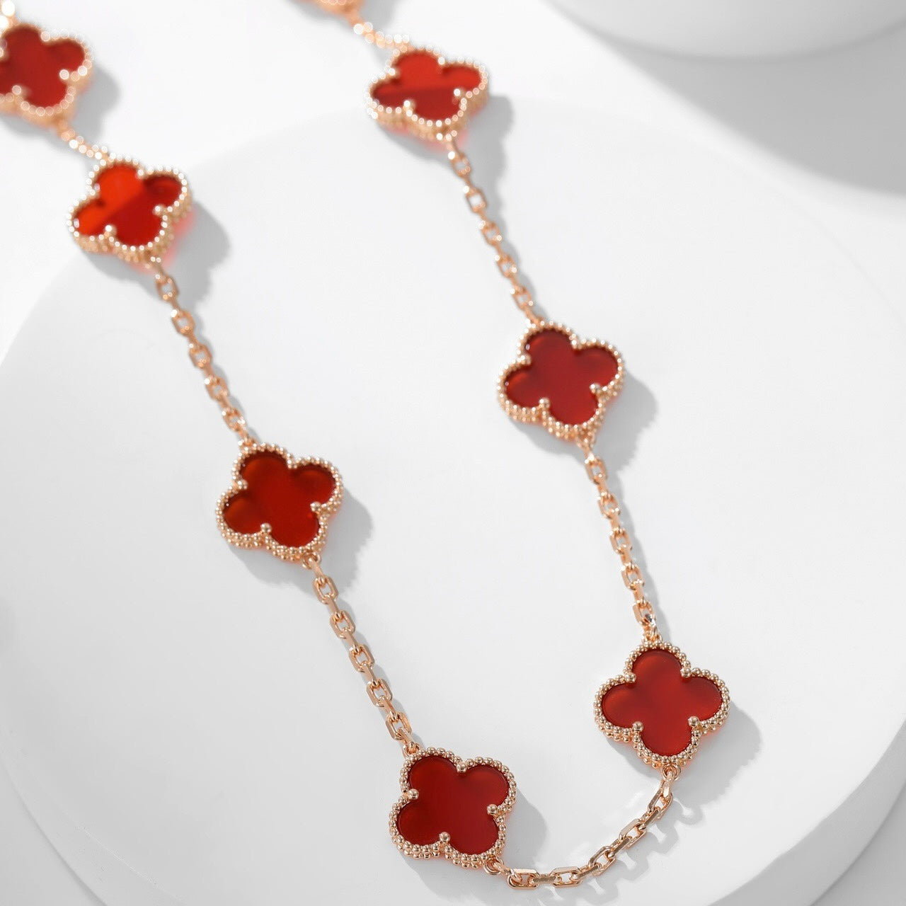 [Vellora-Opalyn]CLOVERS THE  10-MOTIFS CARNELIAN NECKLACE