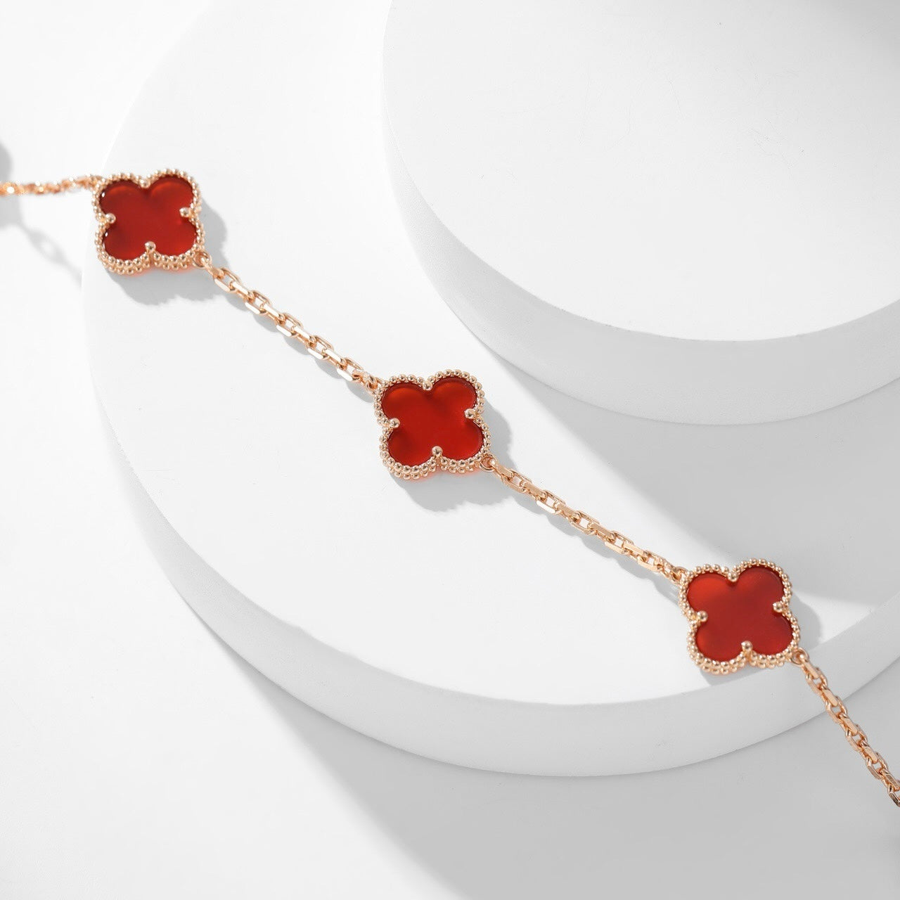 [Vellora-Opalyn]CLOVERS THE  10-MOTIFS CARNELIAN NECKLACE