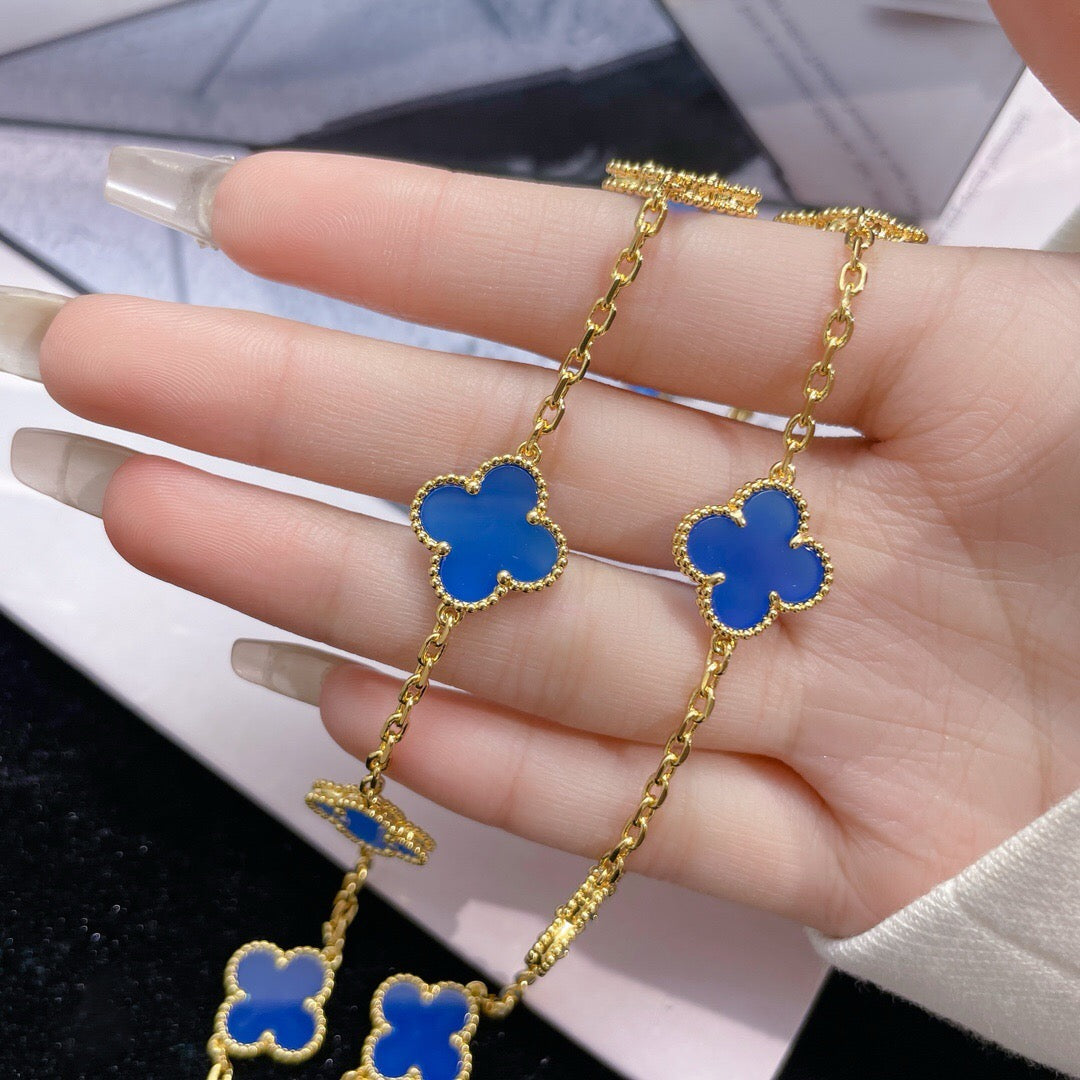 [Vellora-Opalyn]CLOVERS THE 10-MOTIFS BLUE AGATE NECKLACE