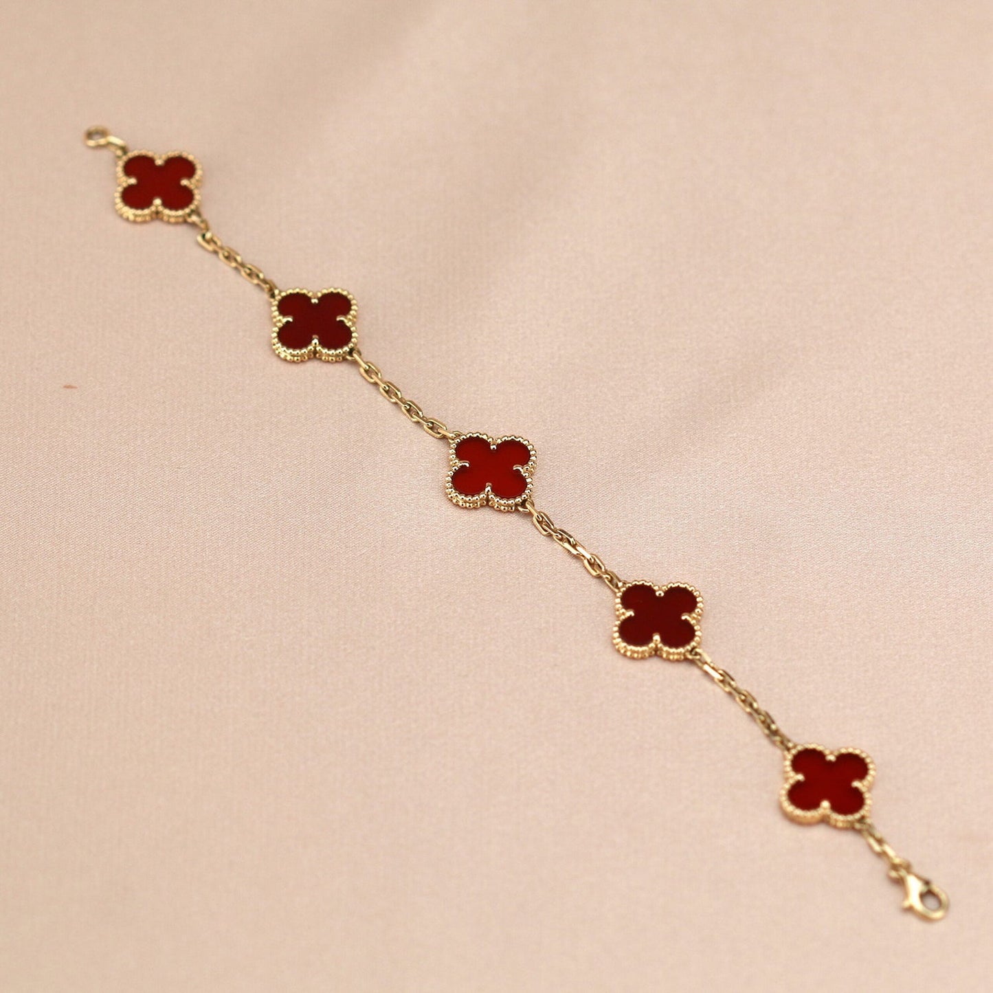 [Vellora-Opalyn]CLOVER 5 MOTIFS RED AGATE  BRACELET