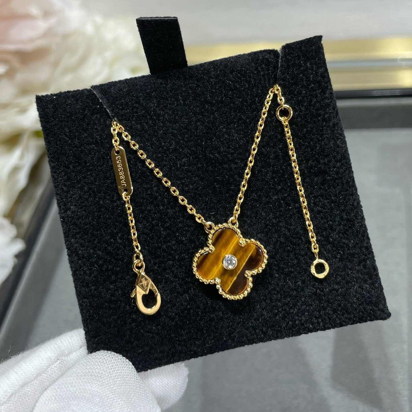 [Vellora-Opalyn]CLOVER 15MM DIAMOND AND YELLOW TIGER'S EYE AGATE necklace