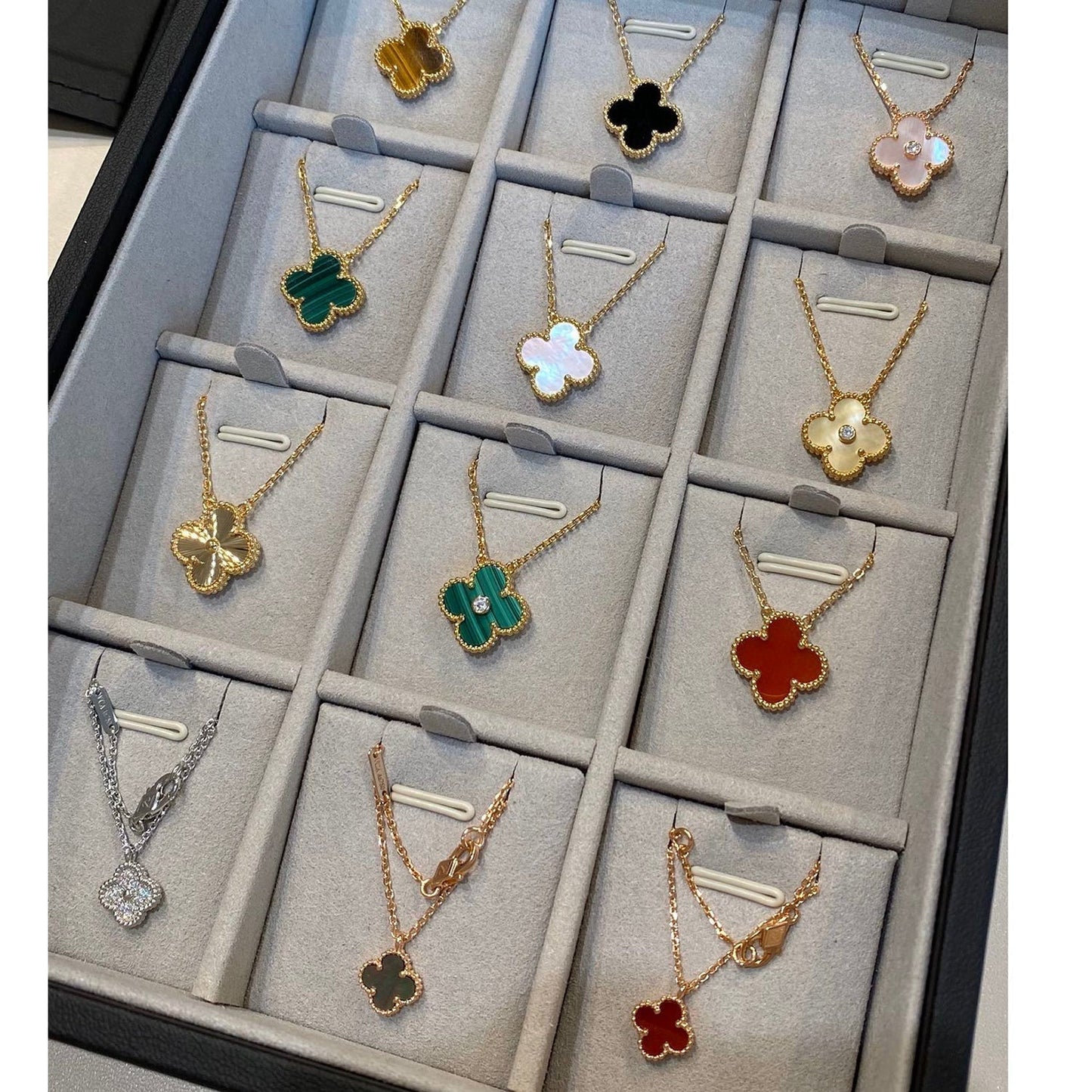 [Vellora-Opalyn]CLOVER 15MM LASER NECKLACE SILVER
