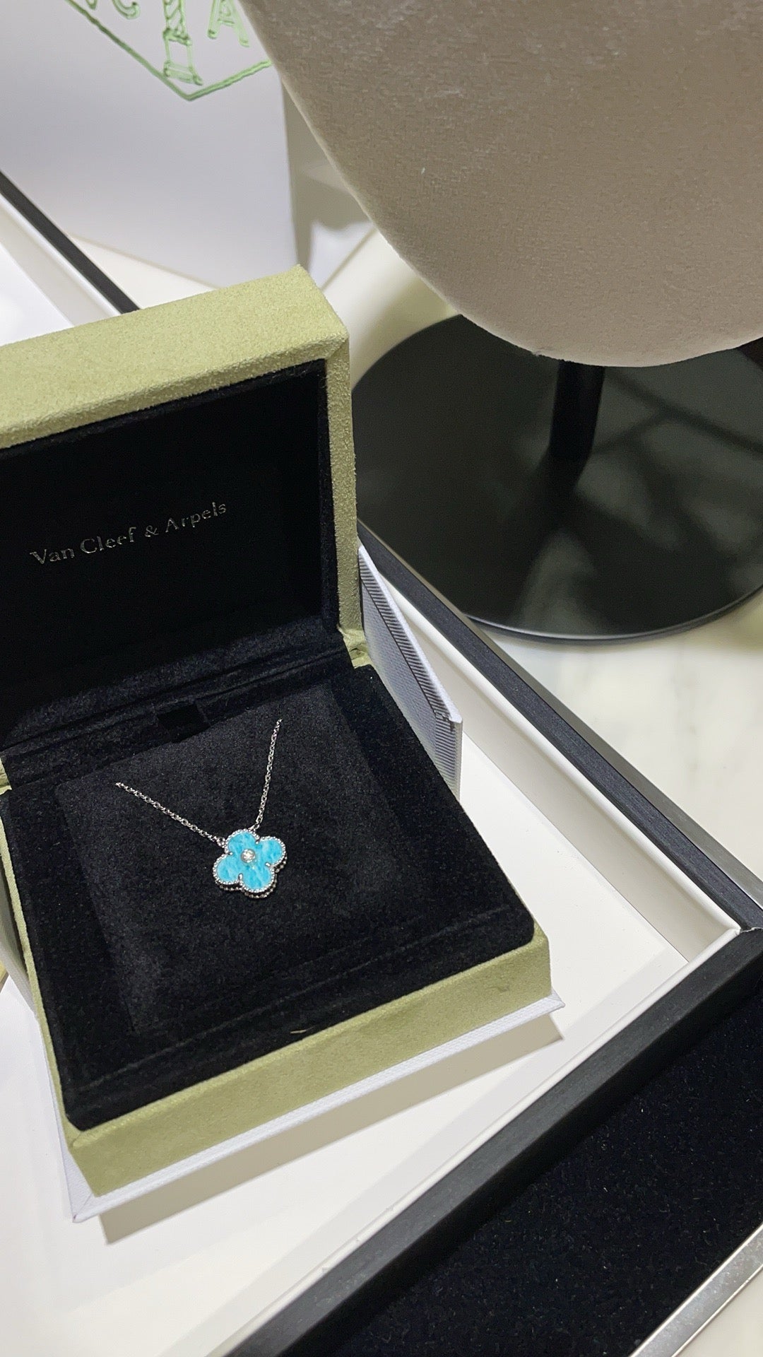 [Vellora-Opalyn]CLOVER 15MM DIAMOND SVRES PORCELAIN  NECKLACE SILVER