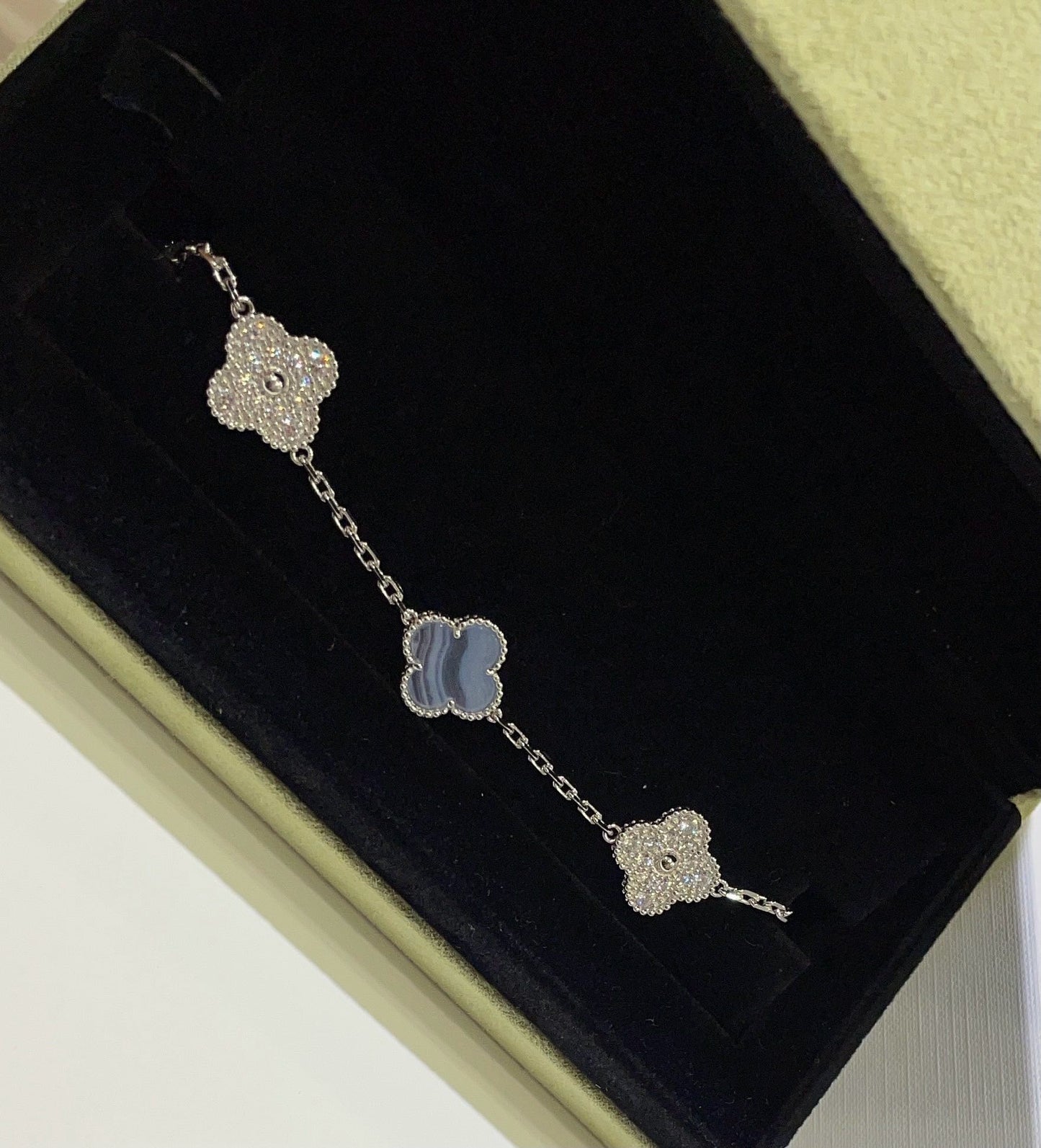 [Vellora-Opalyn]CLOVER  5 MOTIF DIAMOND PURPLE CHALCEDONY BRACELET SILVER