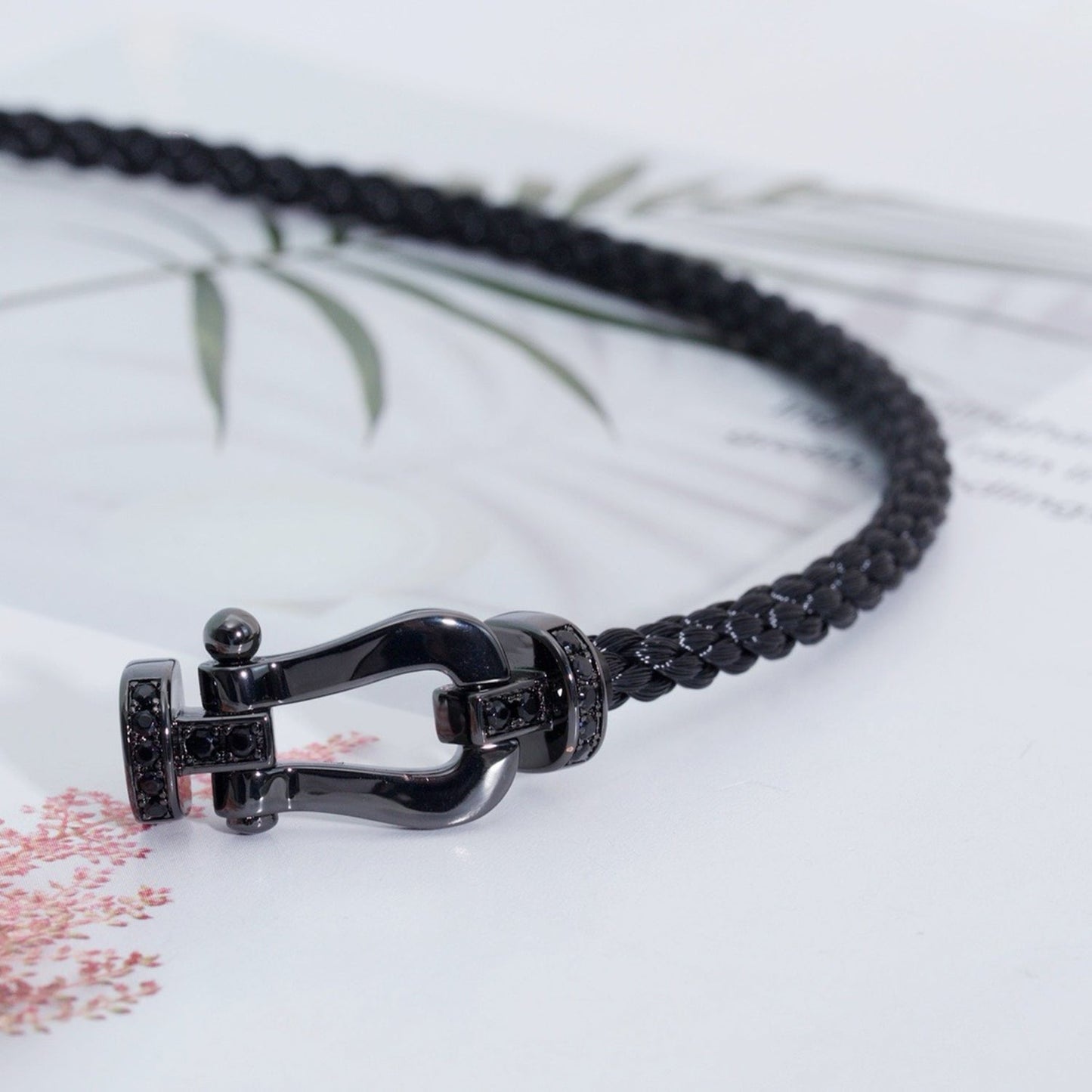 [Vellora-Opalyn]FORCE LARGE SERIES HORSESHOE BLACK SAMURAI BRACELET