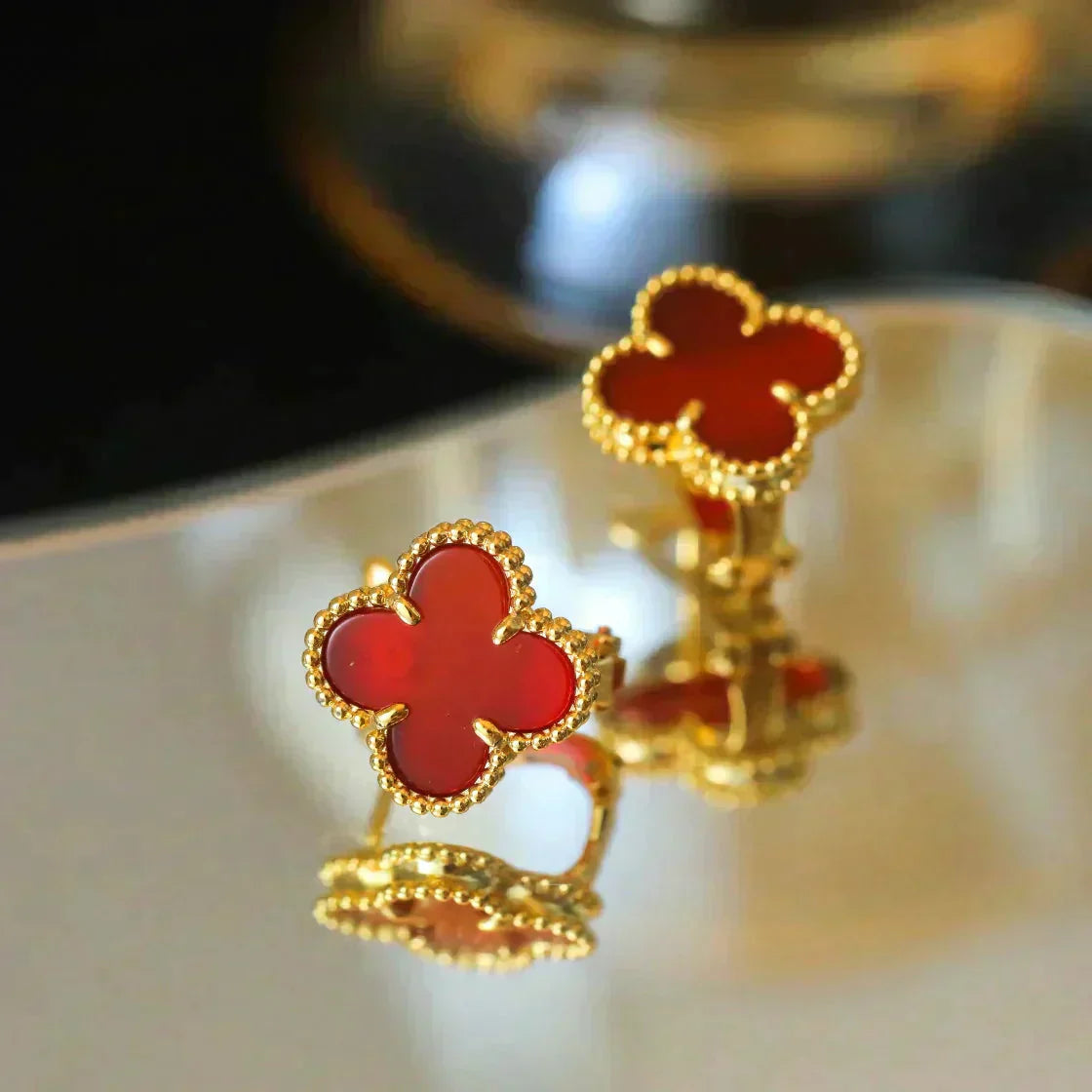 [Vellora-Opalyn]CLOVER MEDIUM 1 MOTIFS CARNELIAN  EARRINGS