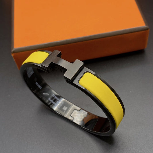 [Vellora-Opalyn]CLIC HM SO BLACK YELLOW BRACELET