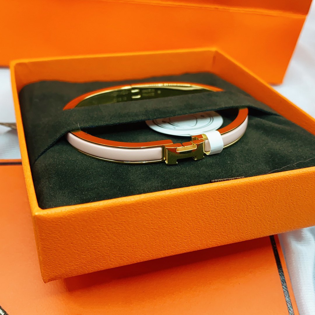 [Vellora-Opalyn]CLASSIC HM CLIC  PINK 8MM ENAMEL BRACELET