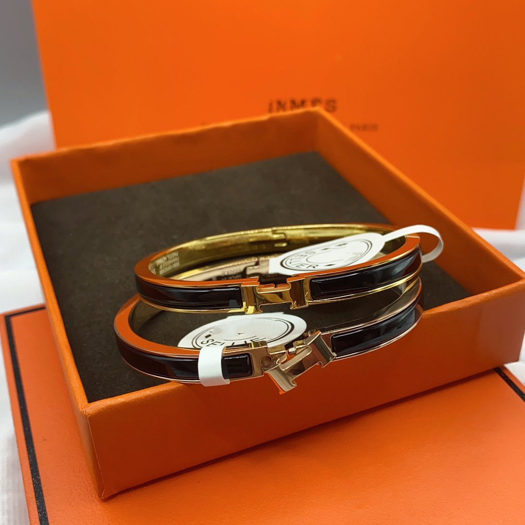 [Vellora-Opalyn]CLASSIC HM CLIC BLACK 8MM ENAMEL BRACELET