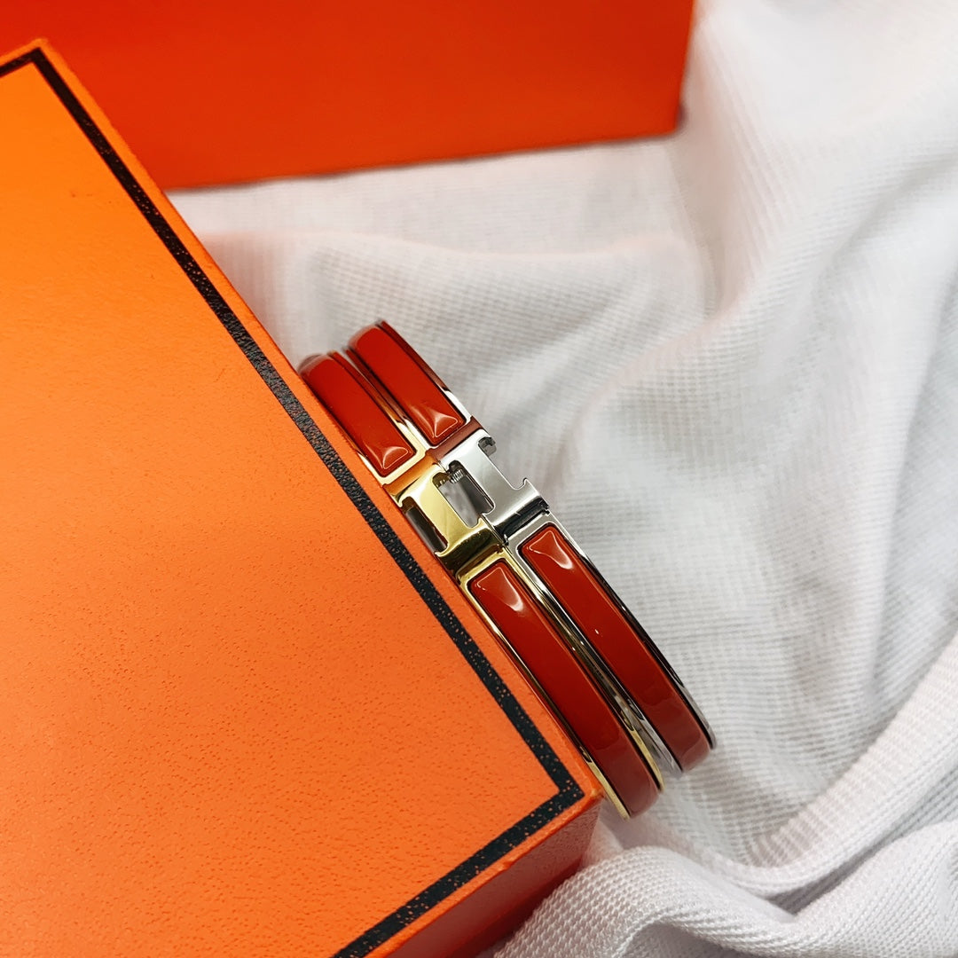 [Vellora-Opalyn]CLASSIC HM CLIC RED 8MM ENAMEL BRACELET