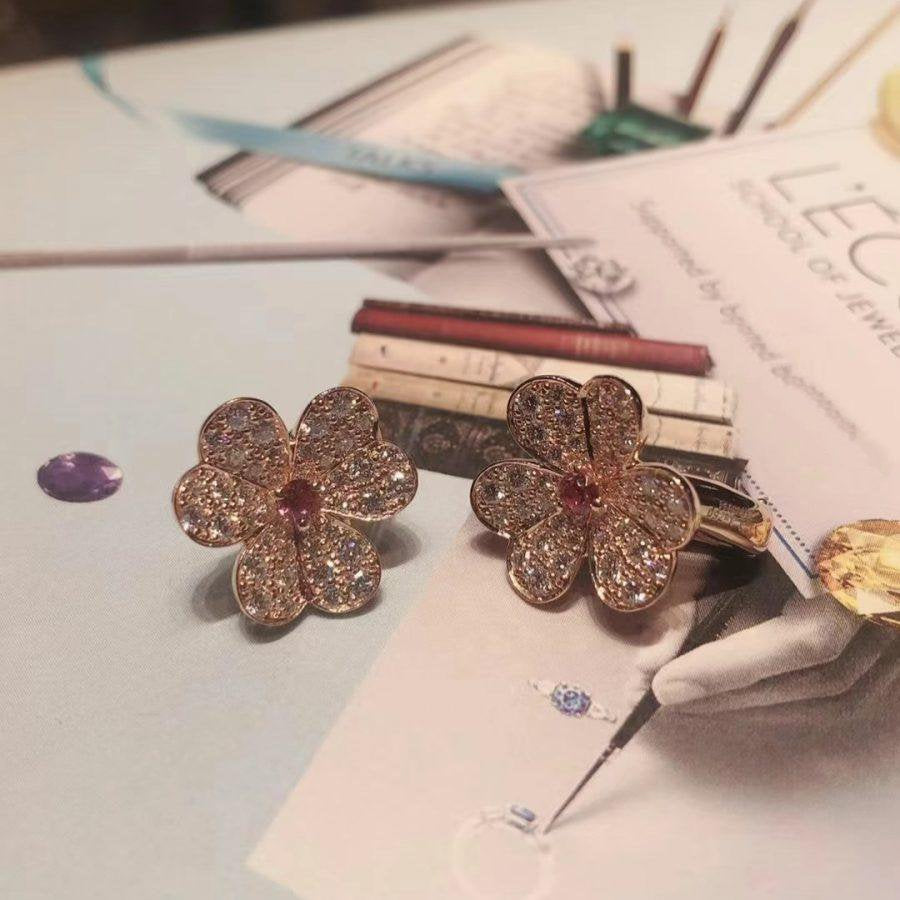 [Vellora-Opalyn]FRIVOLE PINK GOLD FLOWER DIAMOND EARRINGS