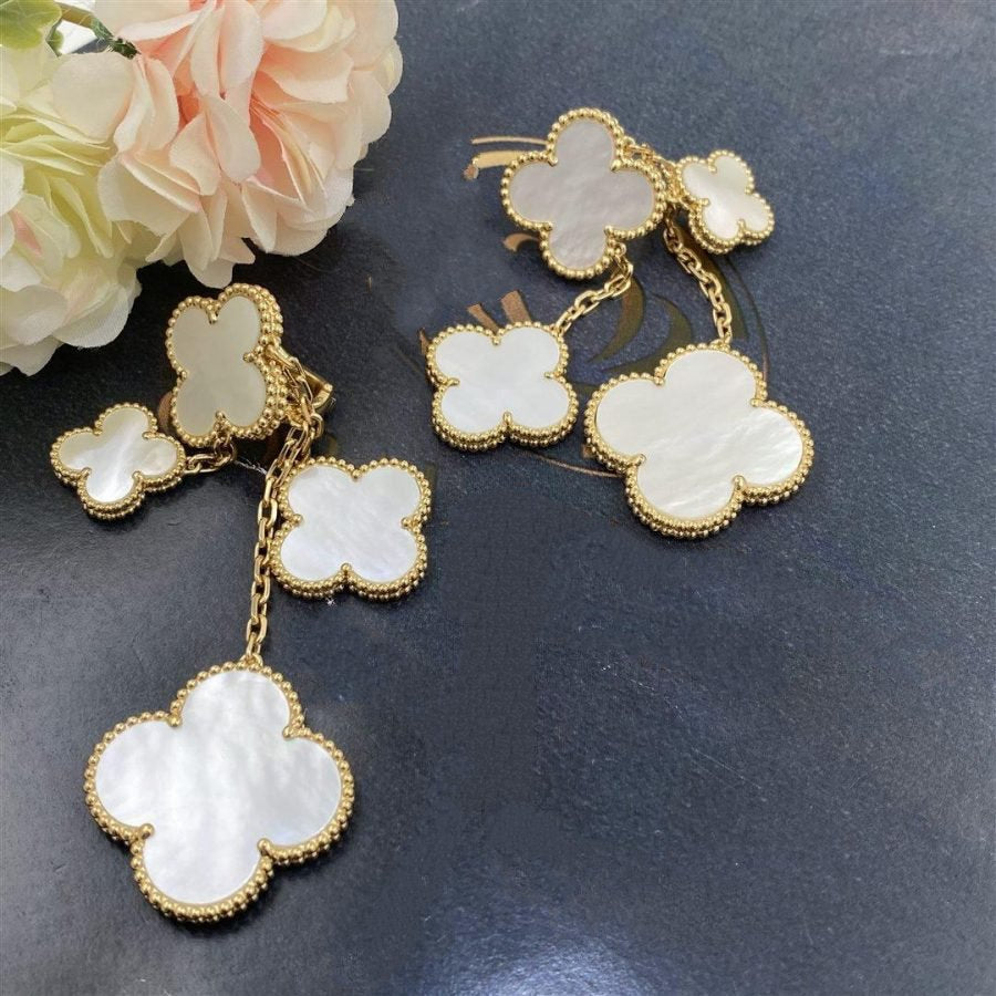 [Vellora-Opalyn]CLOVER EARRINGS WHITE MOP 4 MOTIFS GOLD