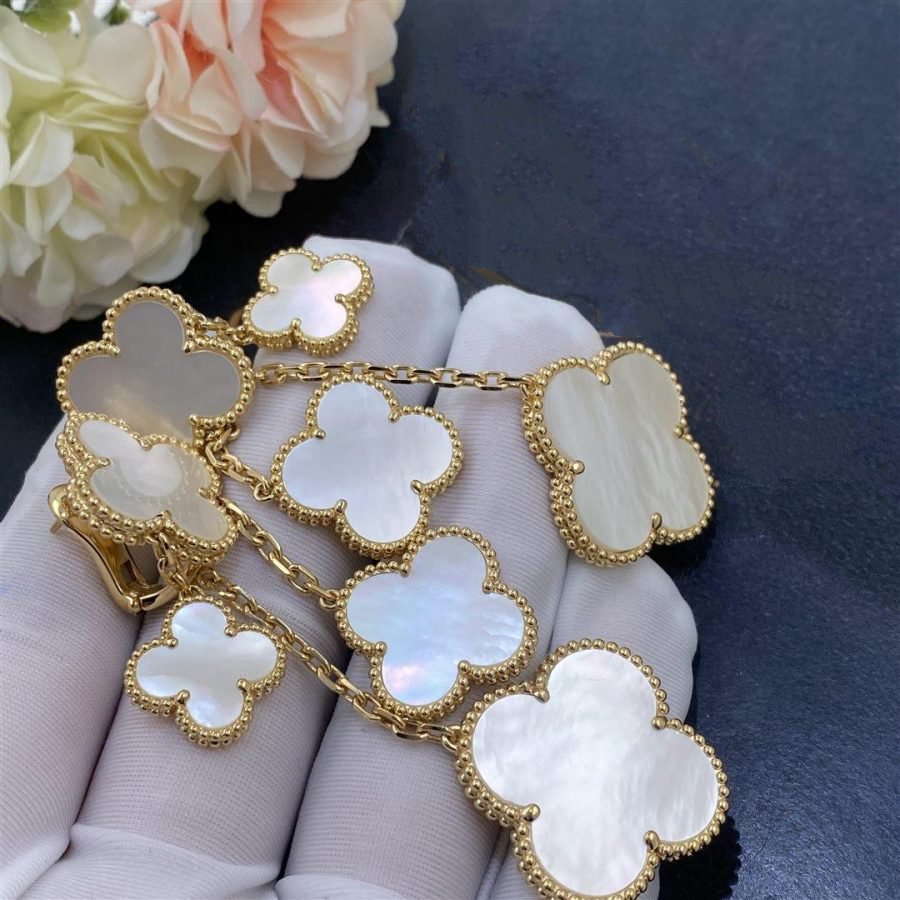 [Vellora-Opalyn]CLOVER EARRINGS WHITE MOP 4 MOTIFS GOLD