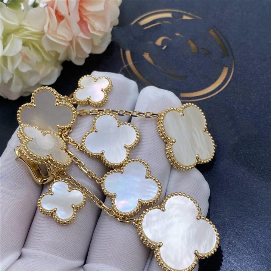 [Vellora-Opalyn]CLOVER EARRINGS WHITE MOP 4 MOTIFS GOLD