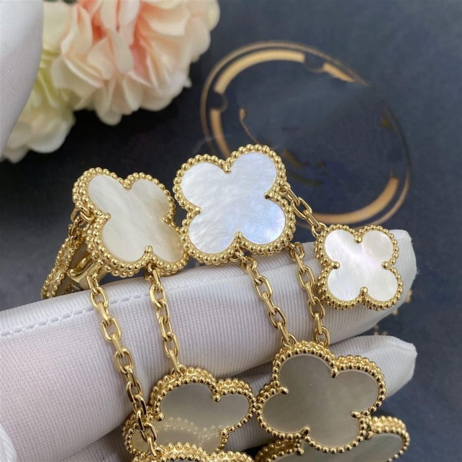 [Vellora-Opalyn]CLOVER EARRINGS WHITE MOP 4 MOTIFS GOLD