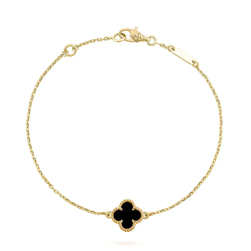[Vellora-Opalyn]CLOVER ONYX SINGLE FLOWER BRACELET