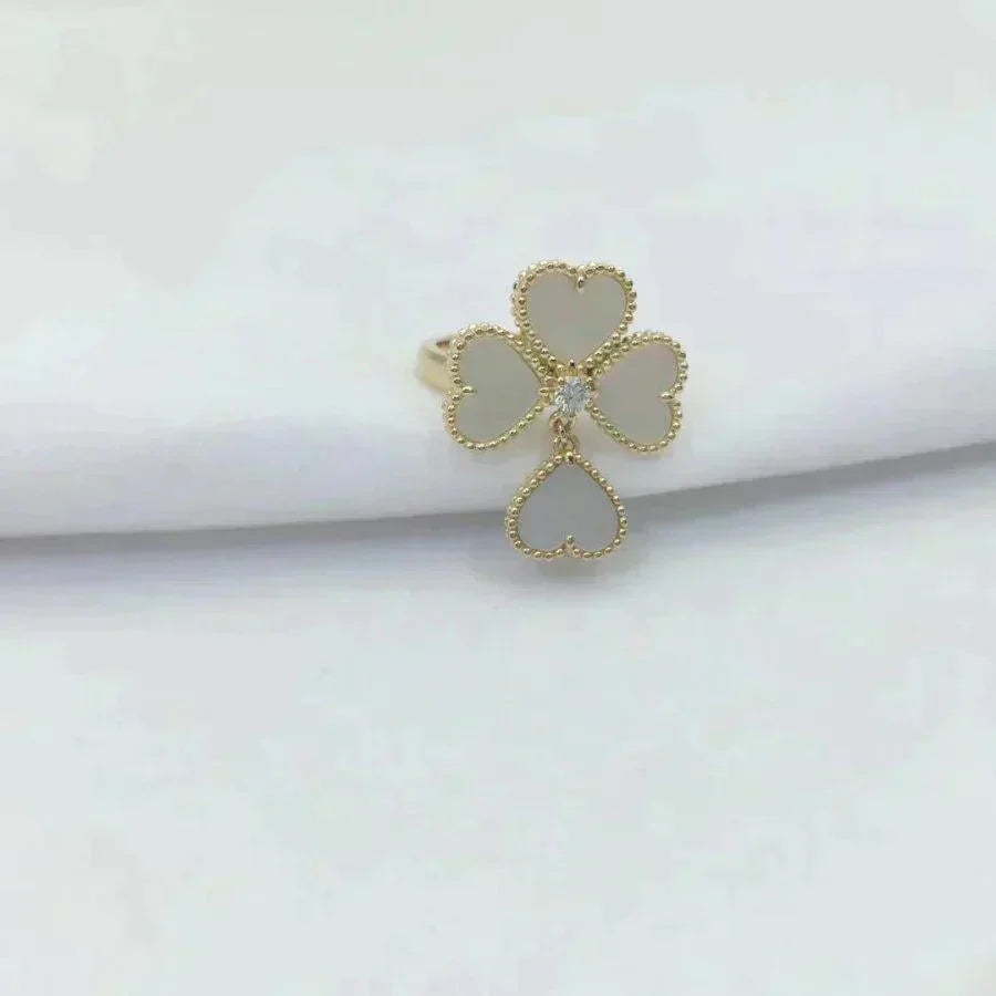 [Vellora-Opalyn]SWEET CLOVER WHITE MOP RING