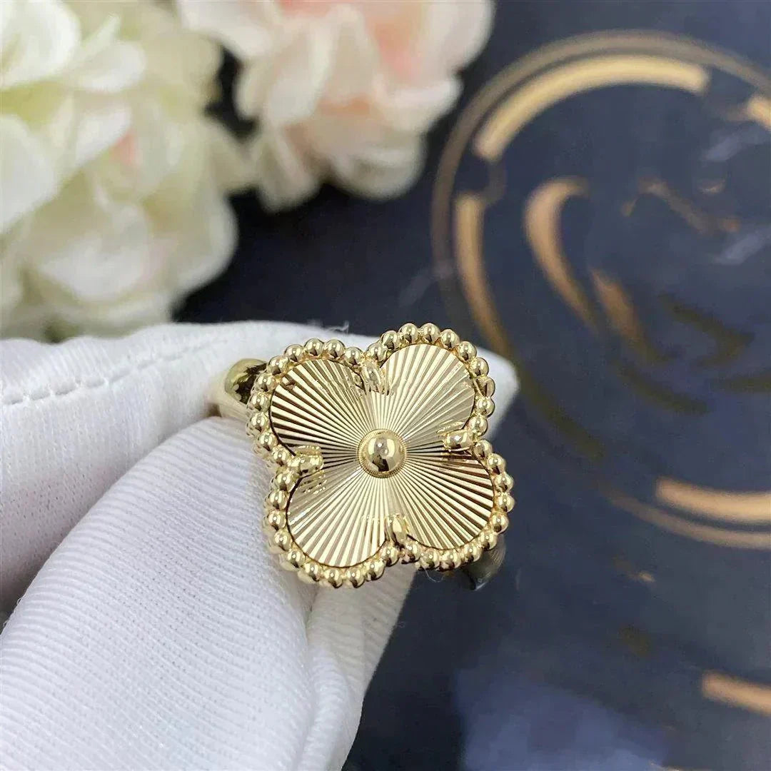 [Vellora-Opalyn]CLOVER GOLD RING