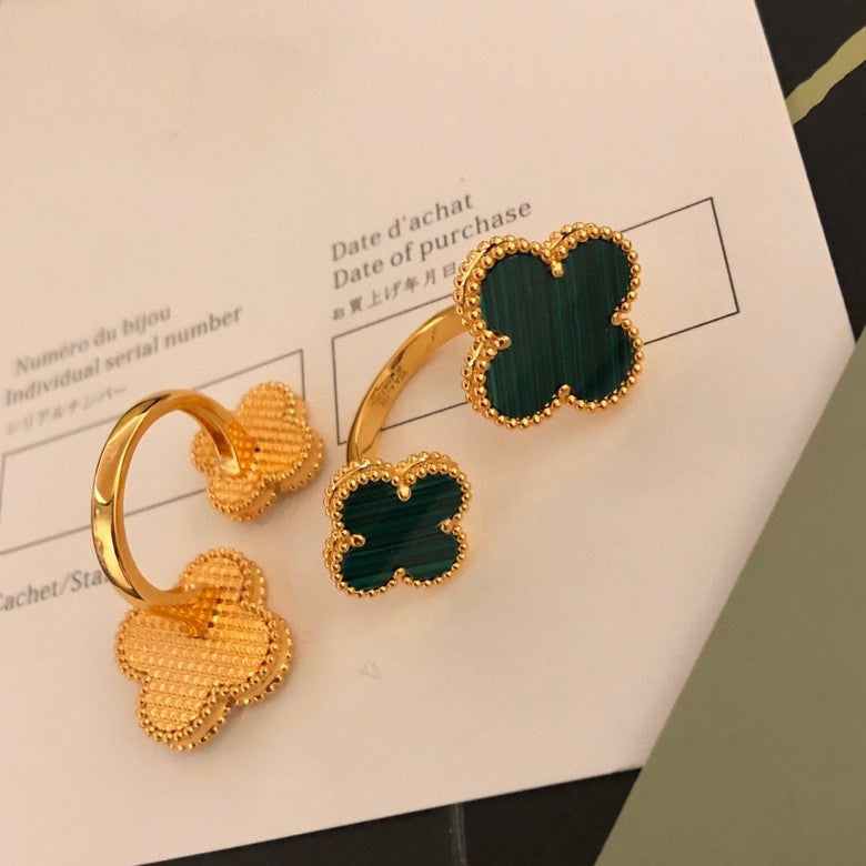 [Vellora-Opalyn]CLOVER BETWEEN THE FINGER RING