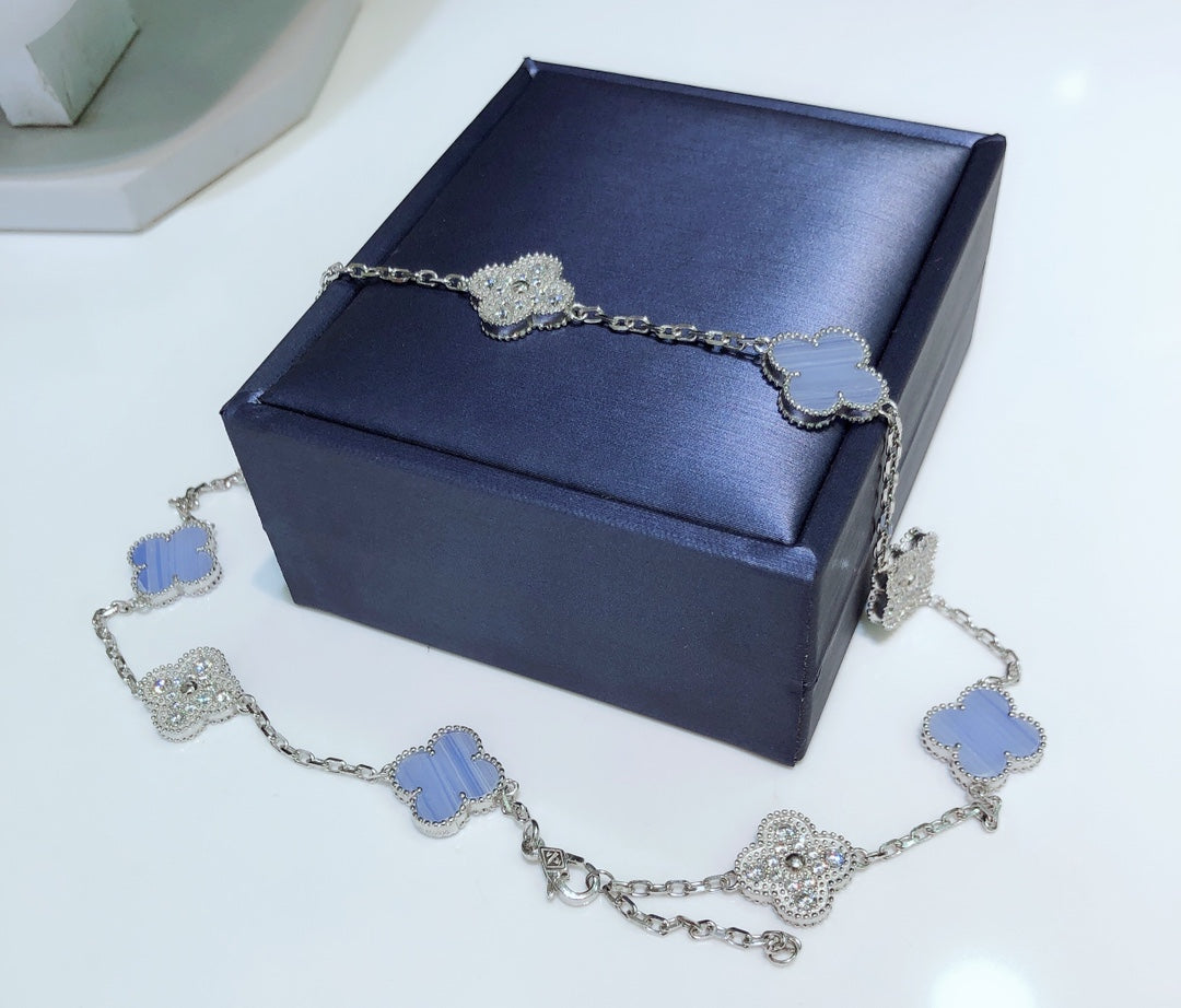 [Vellora-Opalyn]CLOVERS THE 10-MOTIFS CHALCEDONY DIAMONDS SILVER NECKLACE