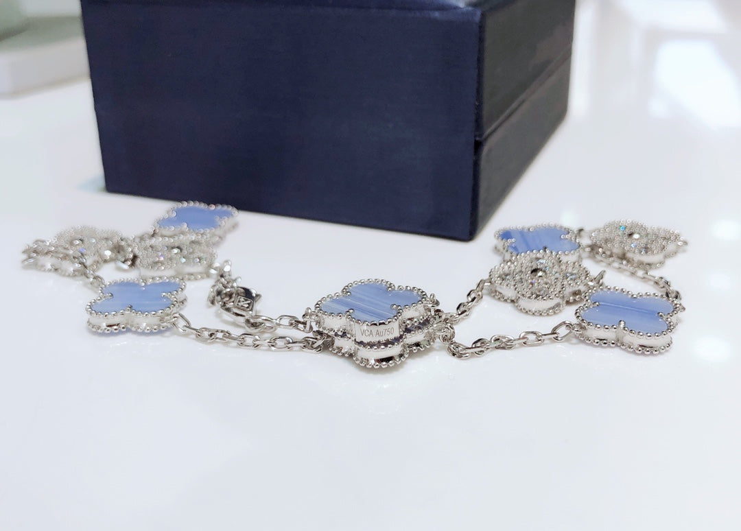 [Vellora-Opalyn]CLOVERS THE 10-MOTIFS CHALCEDONY DIAMONDS SILVER NECKLACE