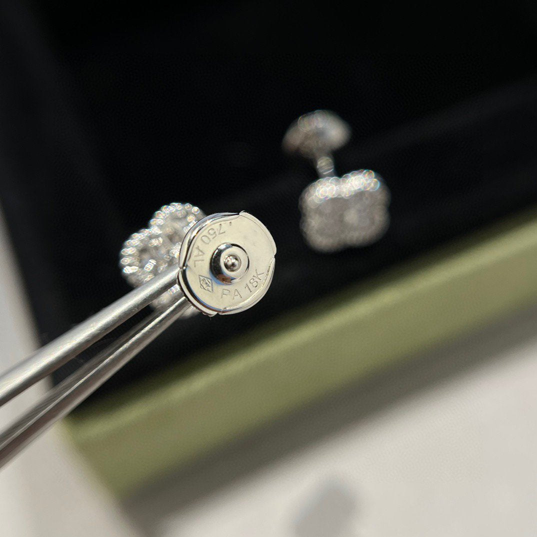 [Vellora-Opalyn]CLOVER MINI DIAMOND STUD EARRINGS