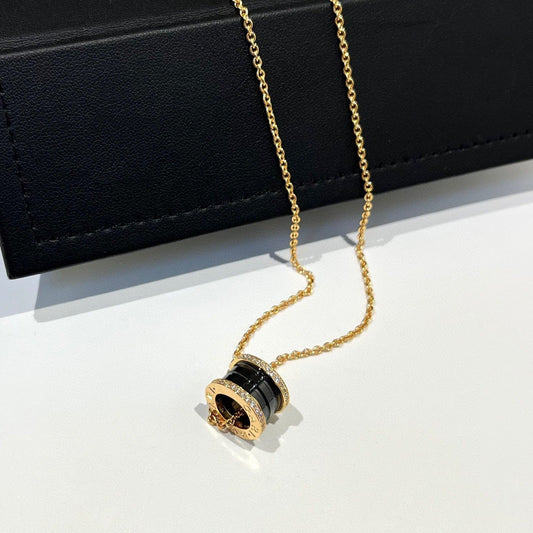 [Vellora-Opalyn]ZERO 1 BLACK CERAMIC DIAMOND PINK GOLD NECKLACE